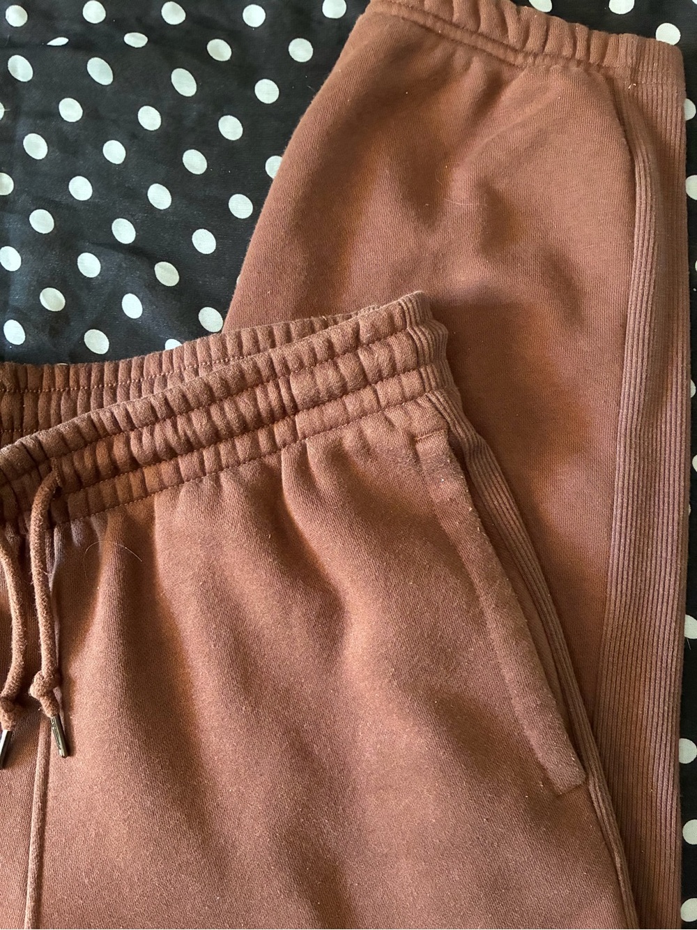 Women’s Cozy Brown Sweat Pants